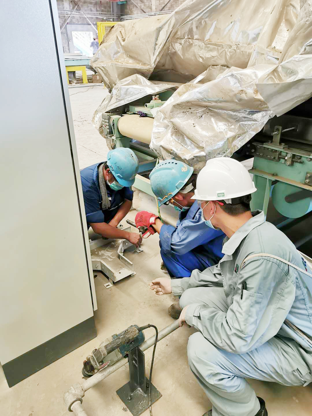 致敬在杏耀平台斗争的通俗人_杏耀平台：机械人及智能工厂解决计划专家